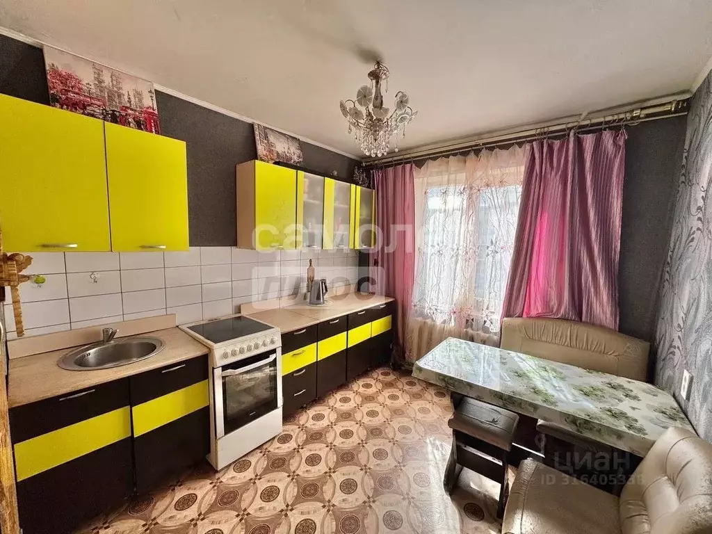 3-к кв. Забайкальский край, Чита Железобетонная ул., 16 (70.4 м) - Фото 0