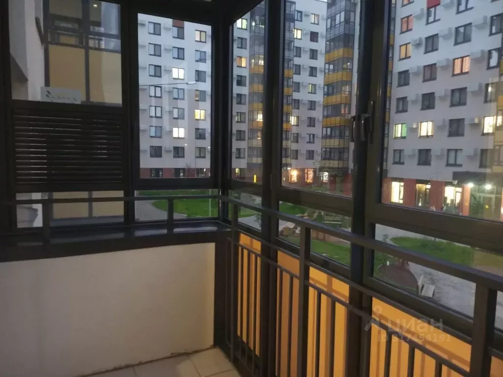1-к кв. Татарстан, Казань ул. Генерала Махмута Гареева, 3А (37.0 м) - Фото 0
