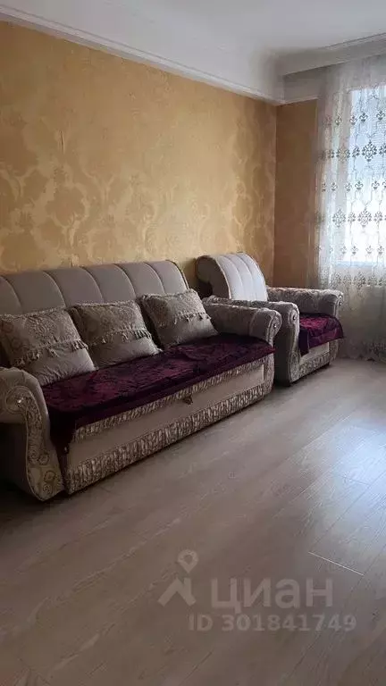 2-к кв. Дагестан, Махачкала Батырая ул., 136Лк3 (65.0 м) - Фото 0