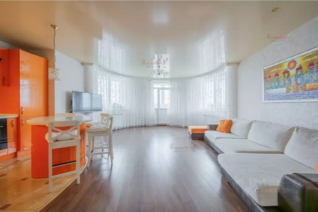 3-к кв. Свердловская область, Екатеринбург ул. Краснолесья, 30 (92.0 ... - Фото 2