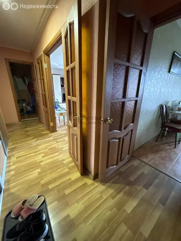 2-комнатная квартира: Кукмор, улица Ленина, 132А (58 м) - Фото 0