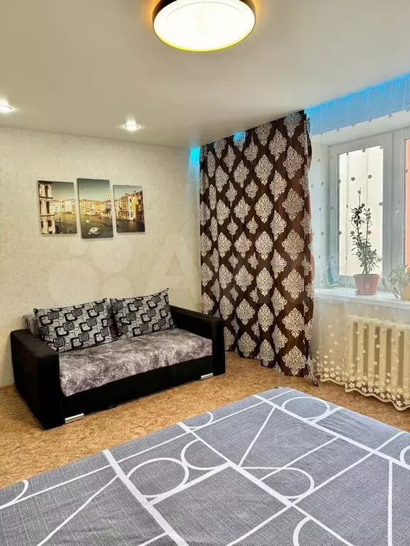 1-к. квартира, 40 м, 4/9 эт. - Фото 1