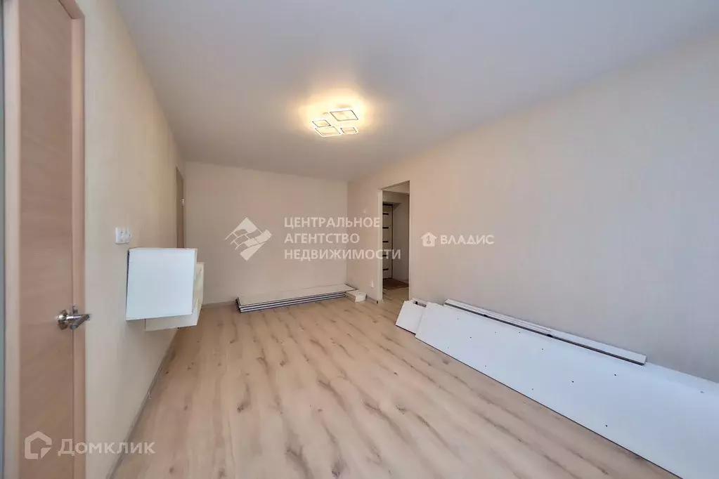 Продаётся 3-к квартира, 41.9 м - Фото 1