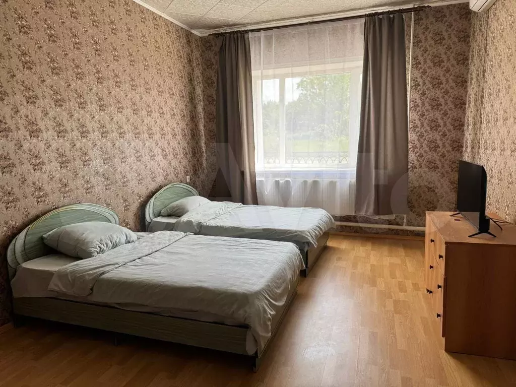 Комната 21 м, 1/2 эт. - Фото 1