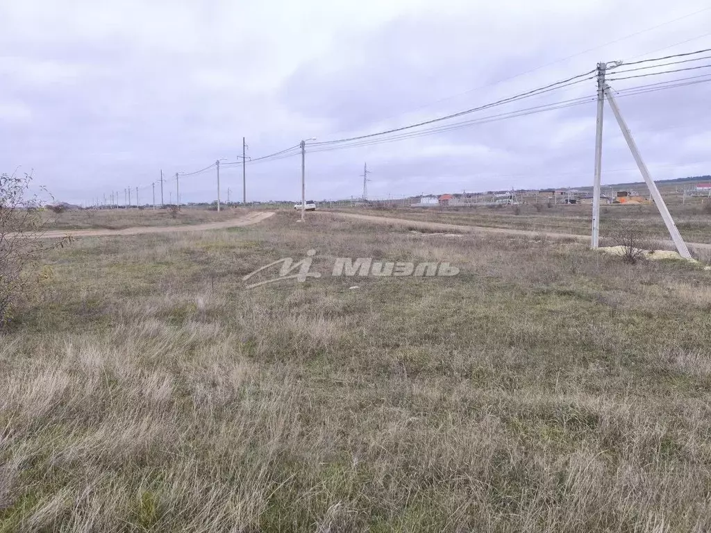 Участок в Крым, Симферопольский район, Чистенское с/пос, с. Левадки, ... - Фото 2