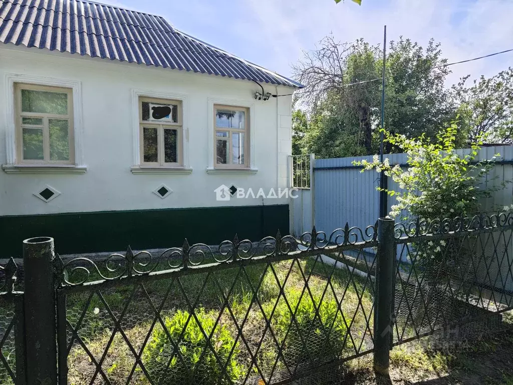 Дом в Белгородская область, Белгород ул. Горького (42 м) - Фото 1