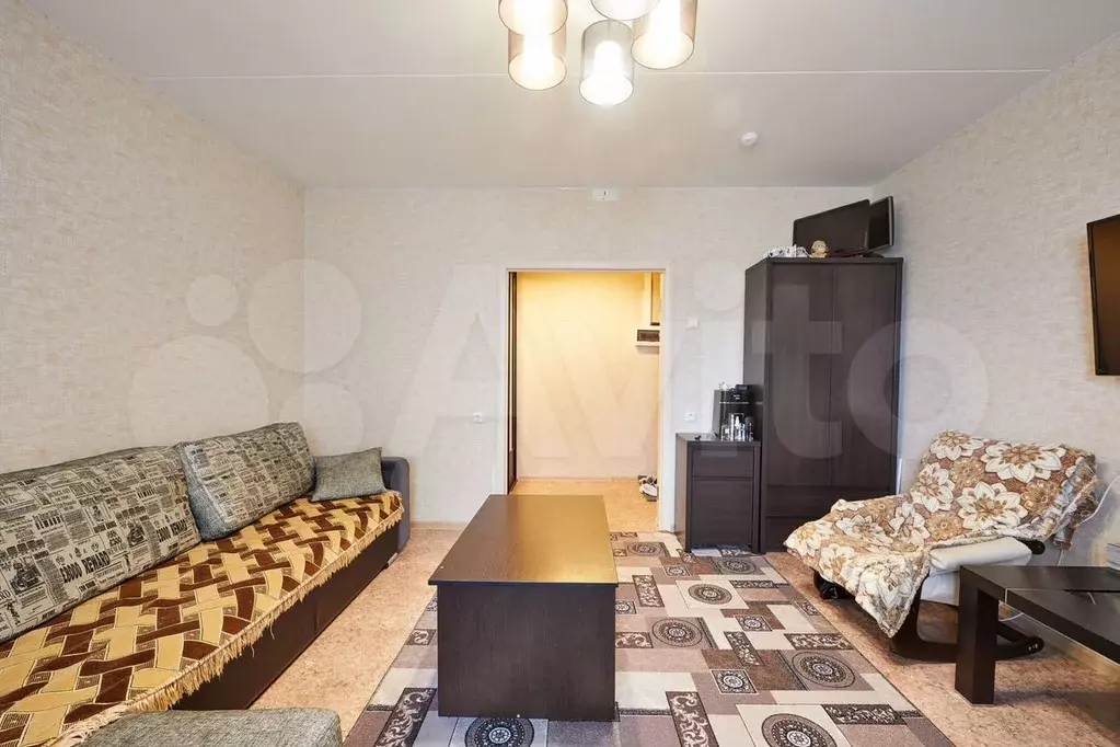 1-к. квартира, 40 м, 3/10 эт. - Фото 1