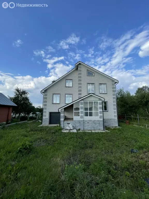 Дом в Безводное, Больничная улица (289.6 м) - Фото 1