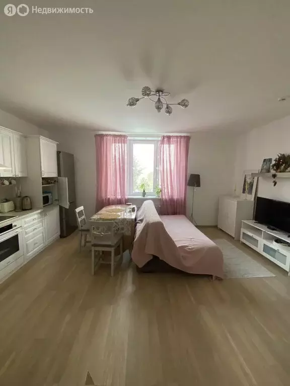 3-комнатная квартира: Свердловская область, муниципальное образование ... - Фото 2