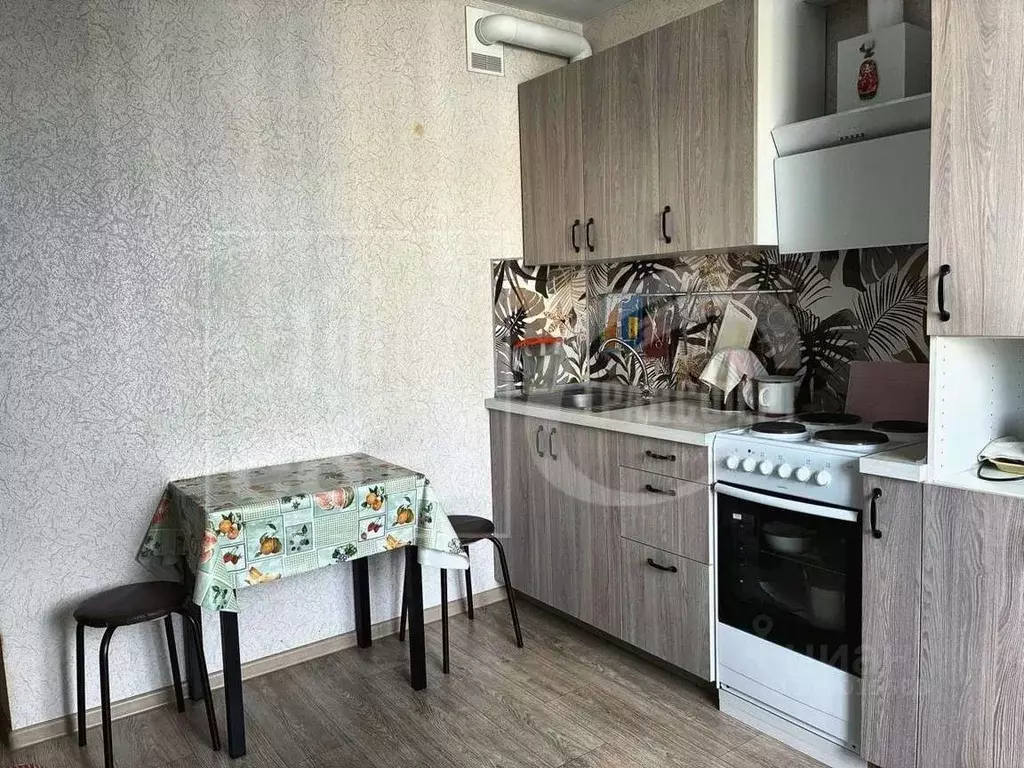 1-к кв. Воронежская область, Воронеж ул. Адмирала Чурсина, 16 (37.4 м) - Фото 1