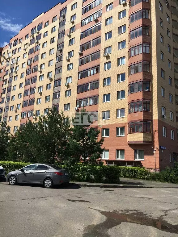 Продается 3-комнатная квартира - Фото 1