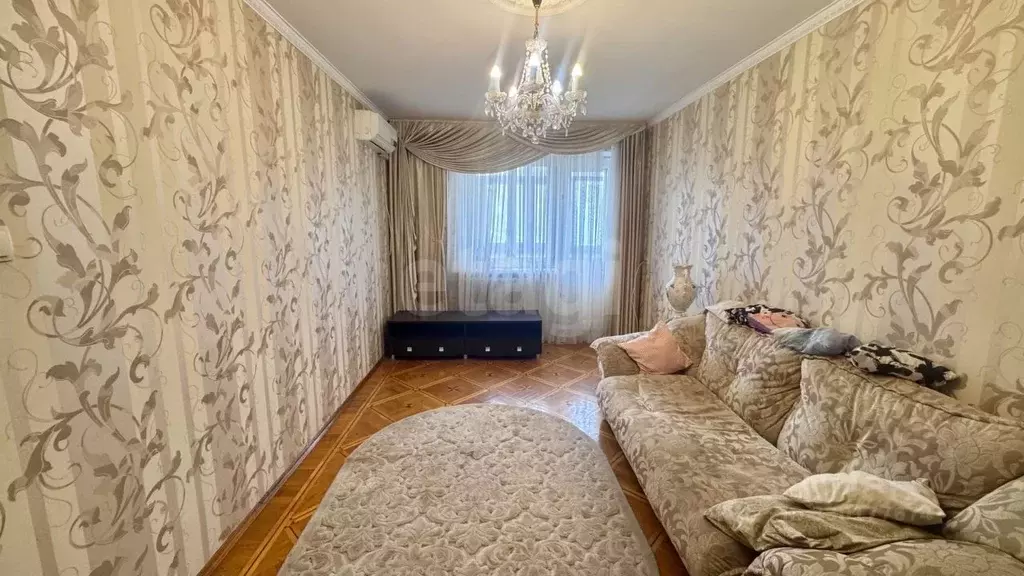 3-к кв. Крым, Симферополь ул. Дмитрия Ульянова (60.0 м) - Фото 1