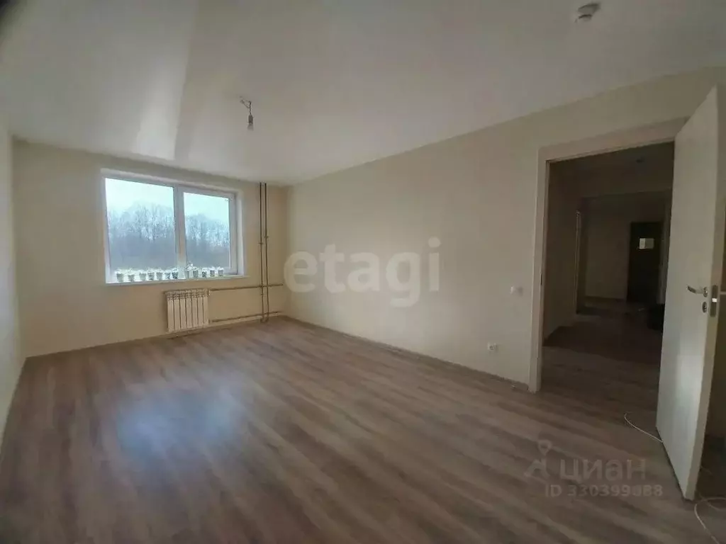 3-к кв. Псковская область, Остров ул. Калинина, 82А (62.9 м) - Фото 1