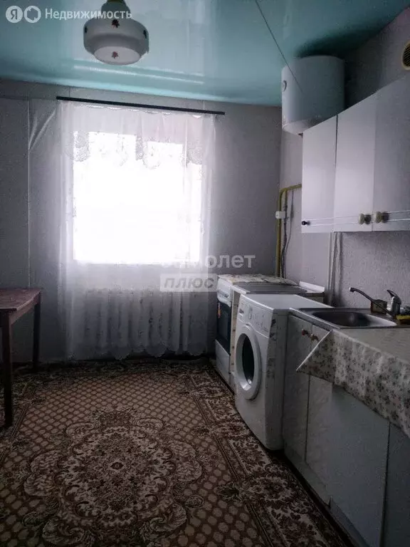 4-комнатная квартира: Мариинский Посад, улица Курчатова, 11 (76.3 м) - Фото 1