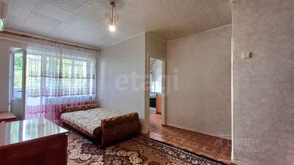 3-к кв. Белгородская область, Белгород ул. Гагарина, 21 (43.0 м) - Фото 0