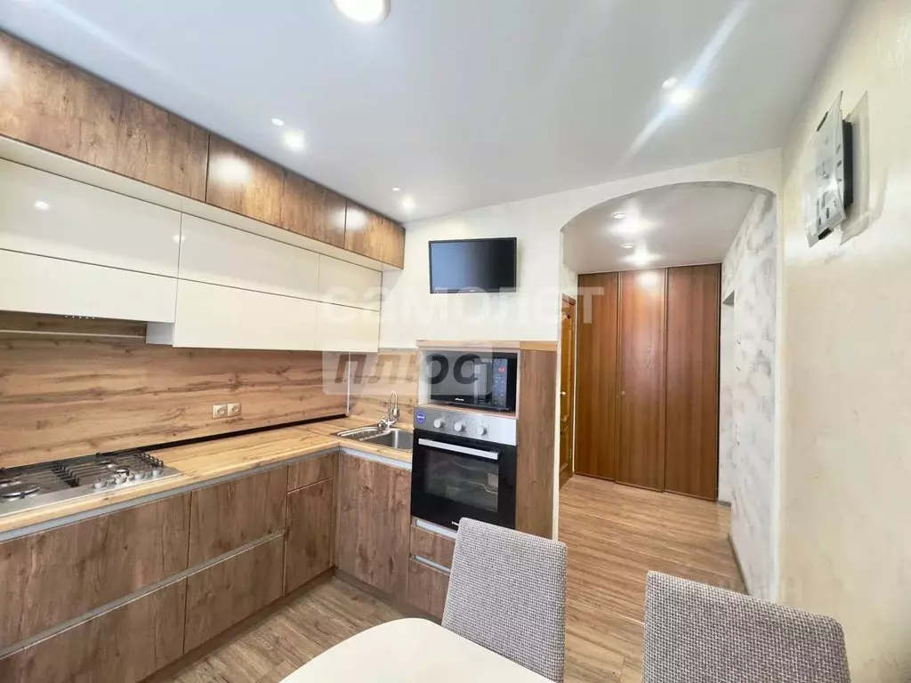 2-к кв. Хабаровский край, Комсомольск-на-Амуре просп. Ленина, 81К2 ... - Фото 2