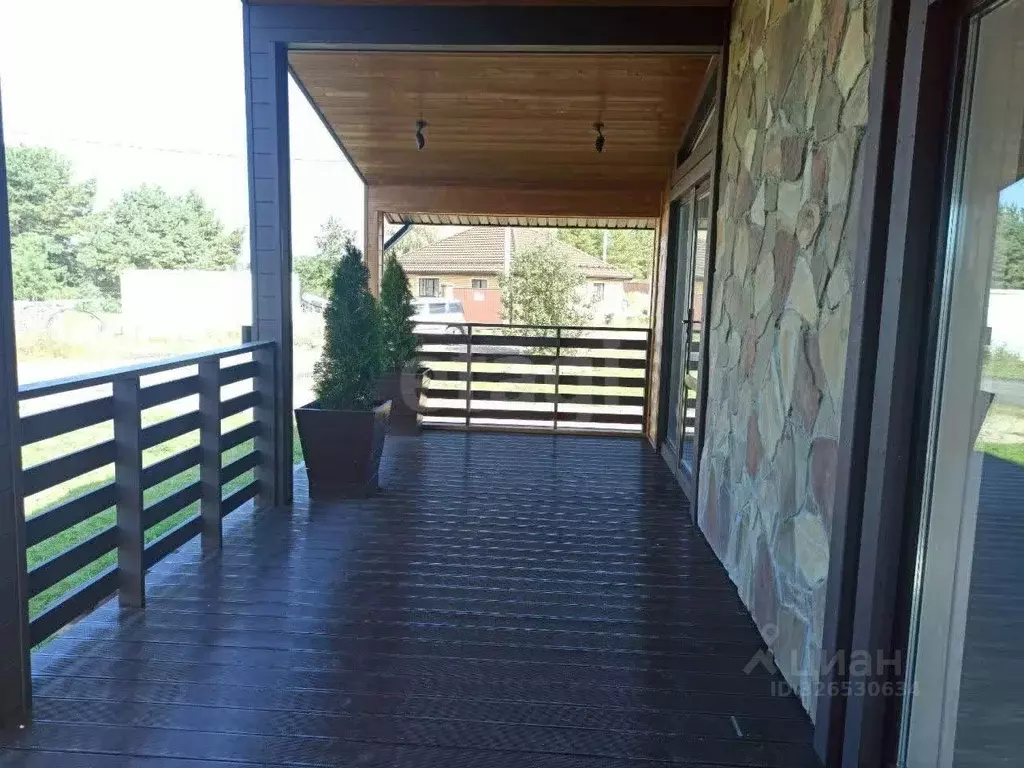 Дом в Калужская область, Калуга городской округ, д. Тинино Альпийский ... - Фото 0