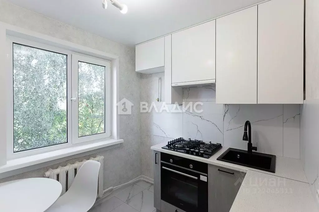 2-к кв. Владимирская область, Владимир просп. Строителей, 34 (43.7 м) - Фото 1