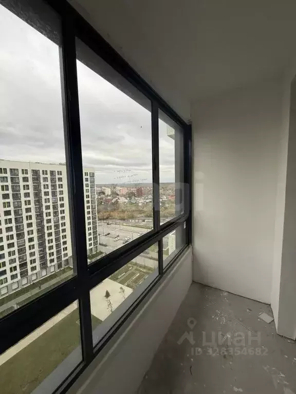 3-к кв. Тюменская область, Тюмень Полевая ул., 117к4 (80.4 м) - Фото 1