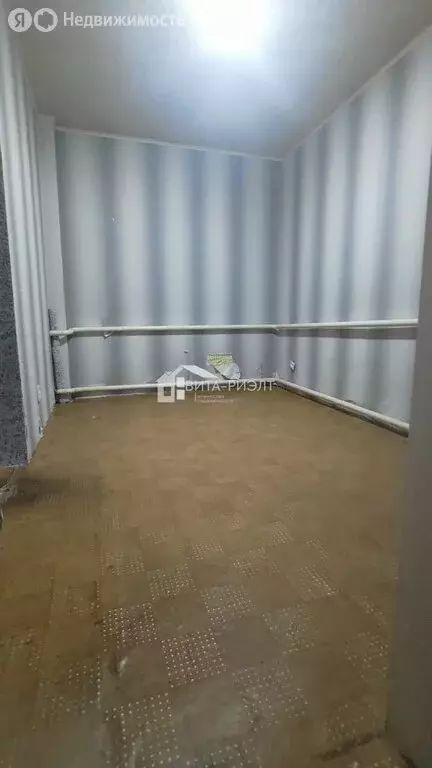2-комнатная квартира: Новокубанск, Садовая улица, 1 (51 м) - Фото 1
