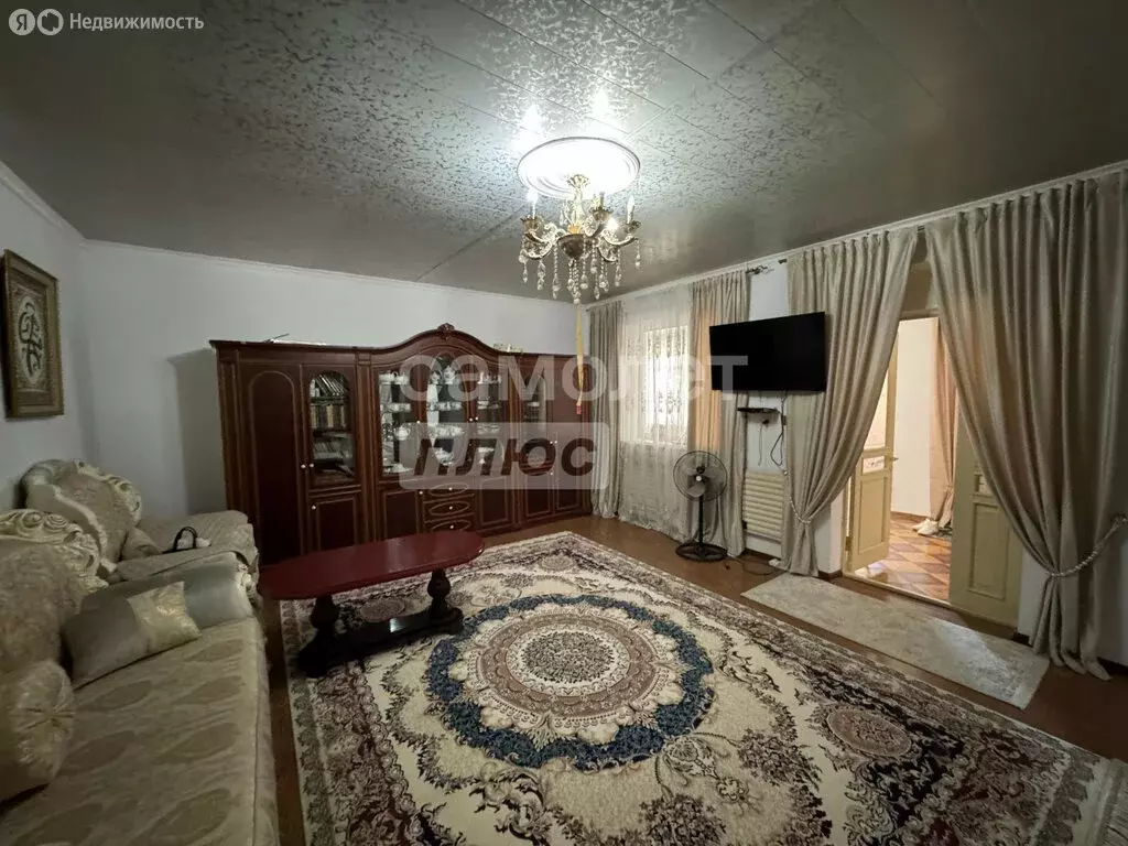Дом в Хасавюрт, посёлок Садовый, 19-я улица (330 м) - Фото 1