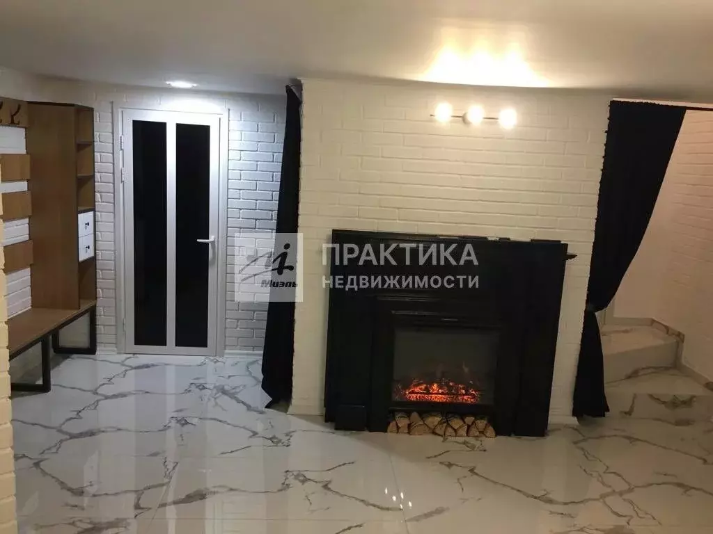 Продается 3-комнатная квартира - Фото 1