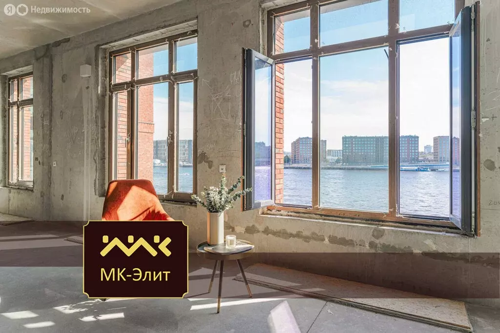 7-комнатная квартира: Санкт-Петербург, Петровская коса, 6к1 (284.6 м) - Фото 0