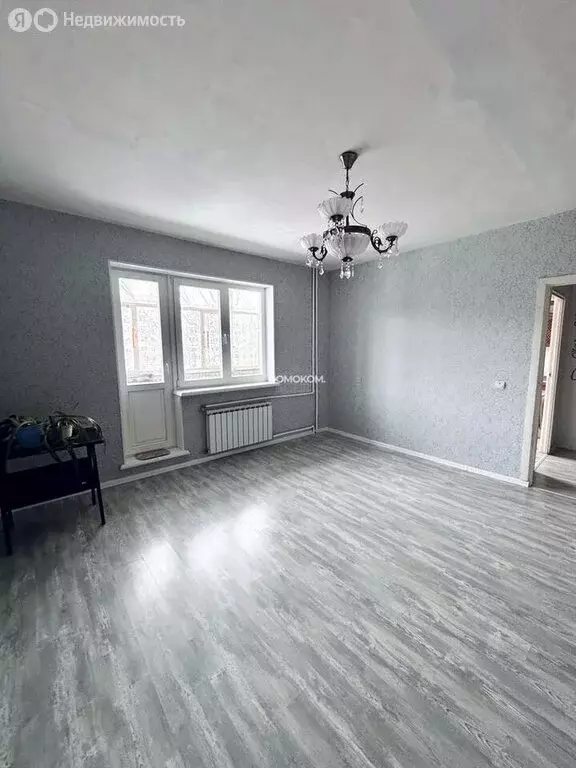 3-комнатная квартира: Нижний Тагил, улица Калинина, 109 (59.7 м) - Фото 2