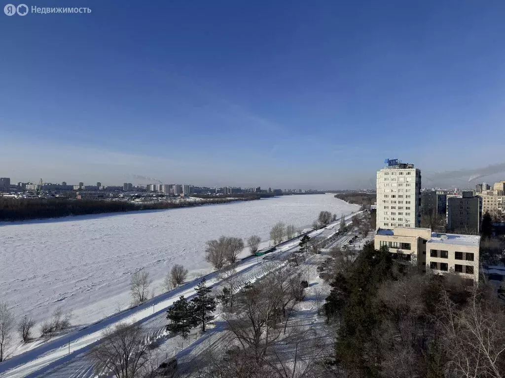 3-комнатная квартира: Омск, набережная Тухачевского, 18 (66.5 м) - Фото 1