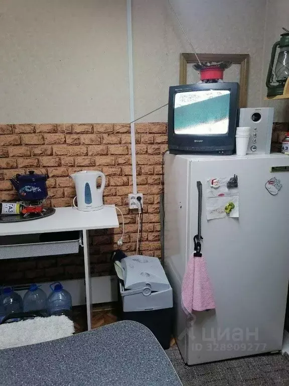 Участок в Омская область, Омский район муниципальный округ, пос. ... - Фото 1