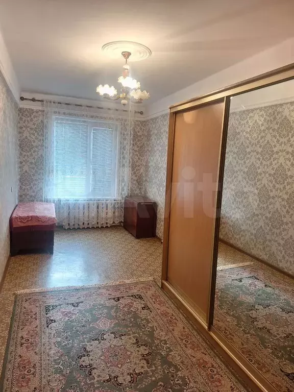 3-к. квартира, 60 м, 1/5 эт. - Фото 1