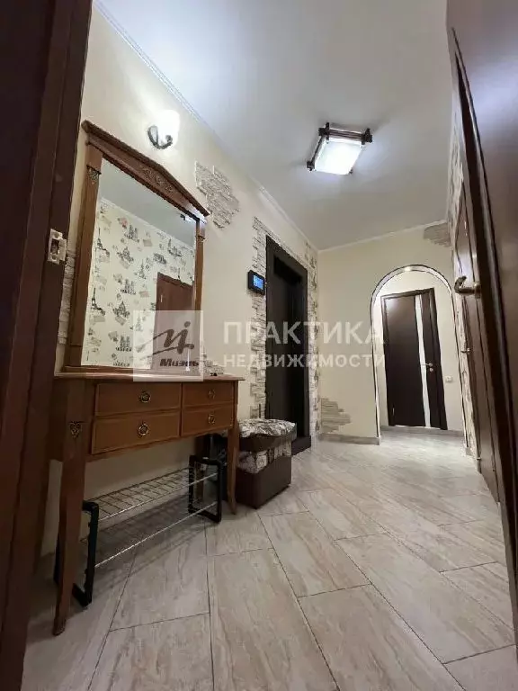 Продается 2-комнатная квартира - Фото 1