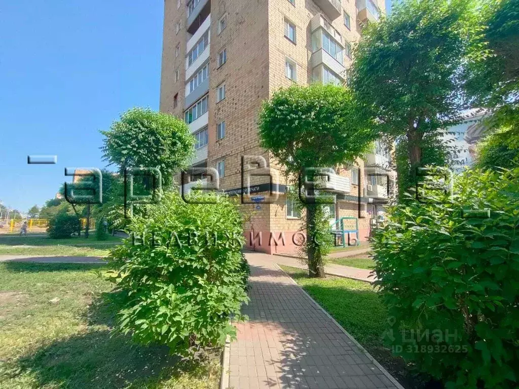 2-к кв. Красноярский край, Красноярск ул. Карла Маркса, 139 (50.0 м) - Фото 0