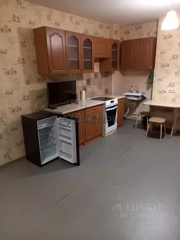 Студия Красноярский край, Красноярск Соколовская ул., 76 (35.0 м) - Фото 1