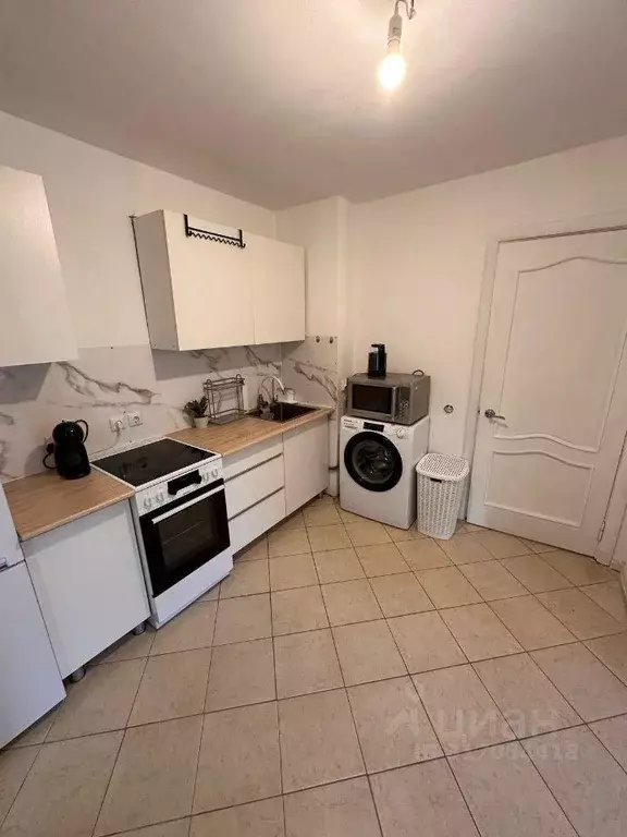 Квартира, 3 комнаты, 57.4 м - Фото 1