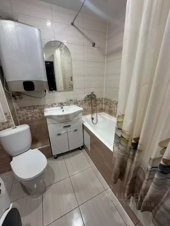 1-к кв. Амурская область, Благовещенск ул. Строителей, 70 (42.77 м) - Фото 1