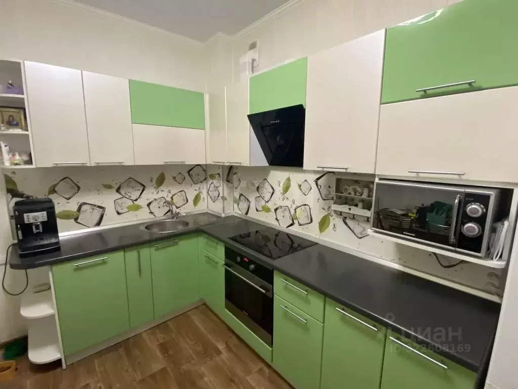 2-к кв. Ямало-Ненецкий АО, Ноябрьск Магистральная ул., 103 (51.4 м) - Фото 1