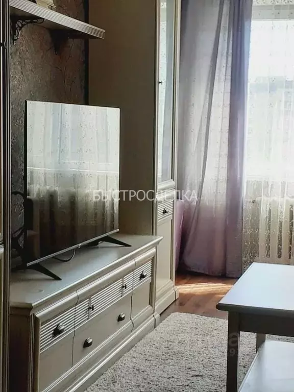 3-к кв. Челябинская область, Челябинск ул. Энгельса, 44а (64.0 м) - Фото 0