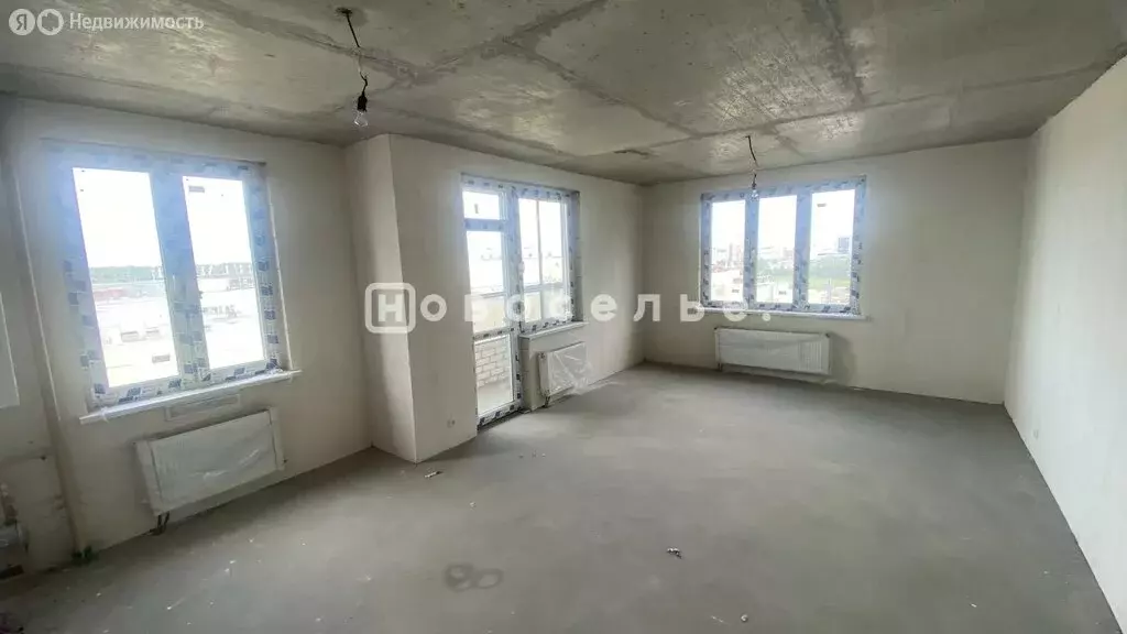 3-комнатная квартира: Рязань, улица Земнухова, 3 (103 м) - Фото 1