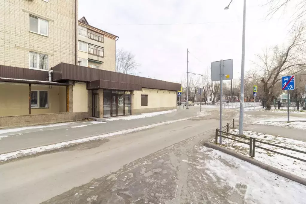 Помещение свободного назначения в Тюменская область, Тюмень ул. ... - Фото 1