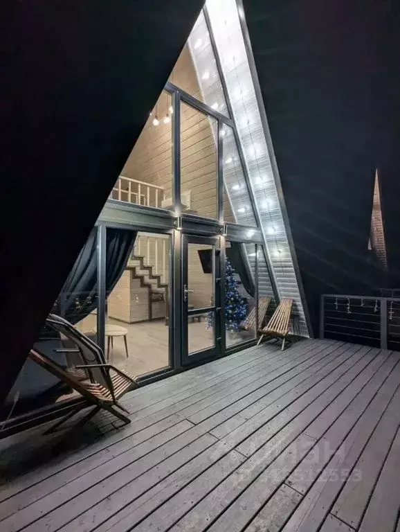Дом в Алтай, Чемальский район, Узнезинское с/пос, с. Узнезя ул. ... - Фото 0