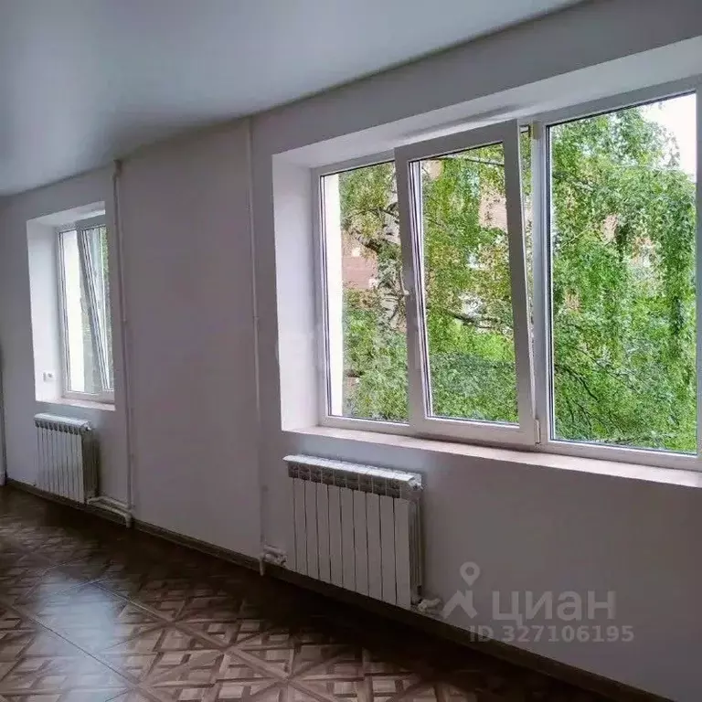 2-к кв. Адыгея, Майкоп ул. 2-я Кирпичная, 8 (56.0 м) - Фото 1