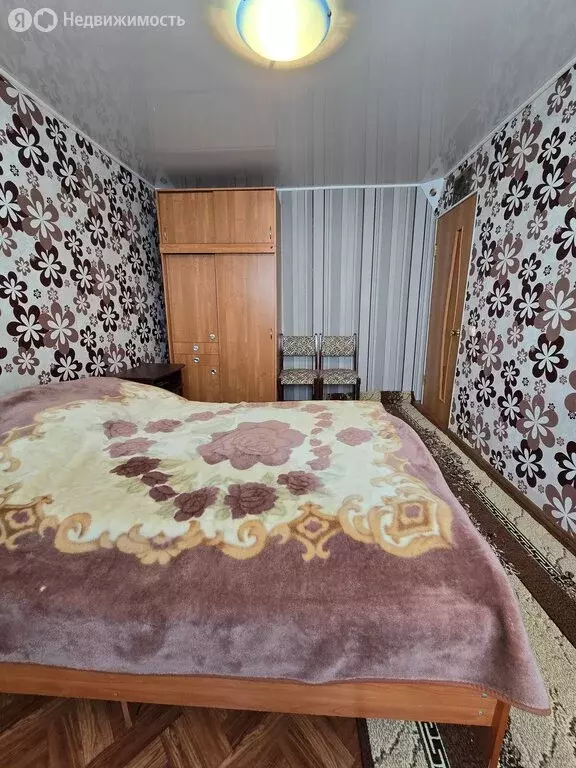 Дом в Октябрьский, Клубная улица (150 м) - Фото 0