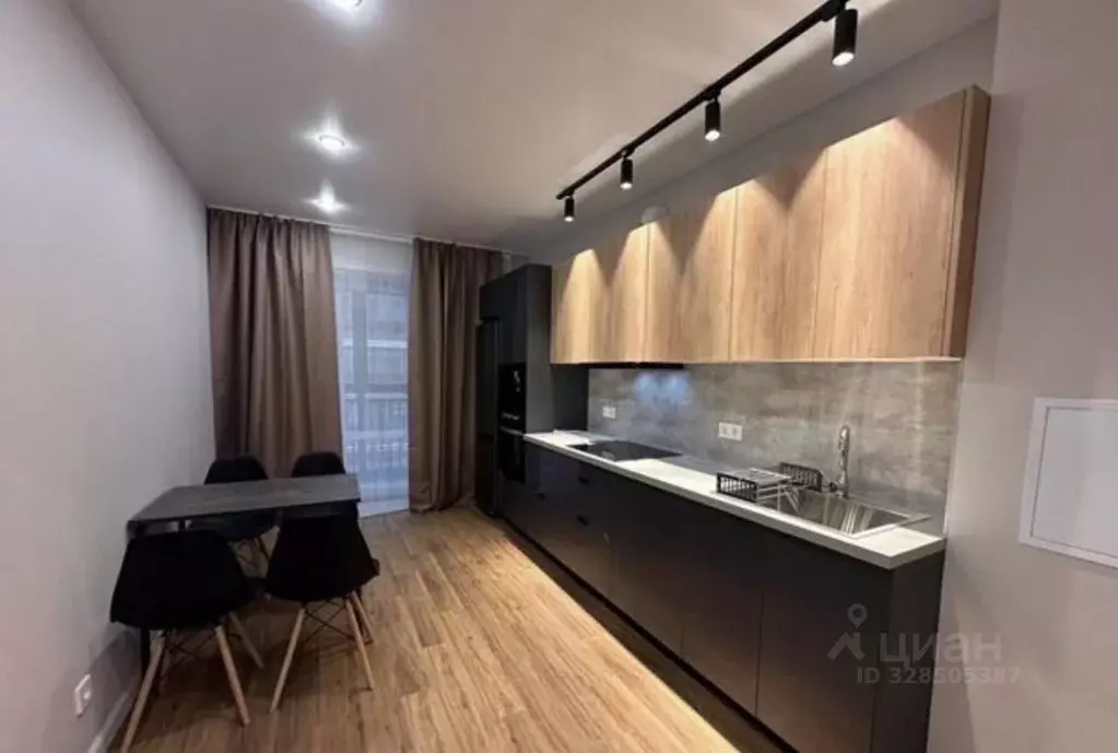 2-к кв. Красноярский край, Красноярск ул. Бограда, 111 (67.0 м) - Фото 1