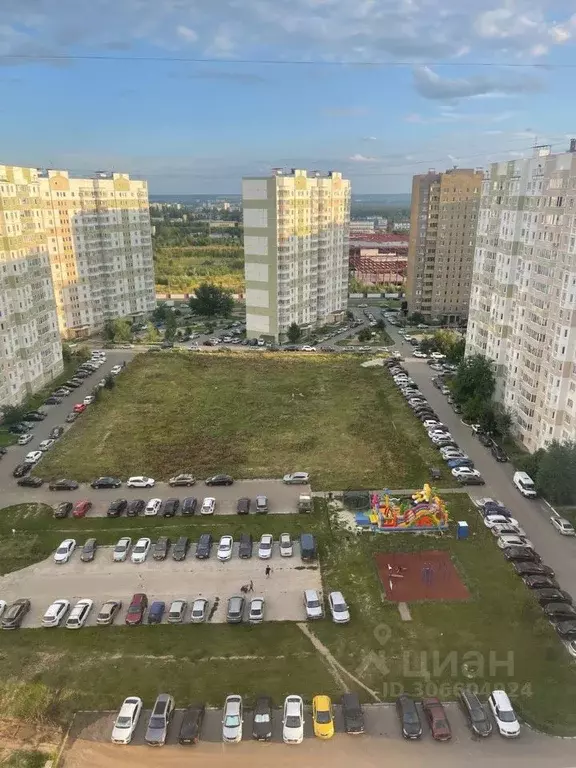 3-к кв. Курская область, Курск просп. Вячеслава Клыкова, 66 (81.0 м) - Фото 1