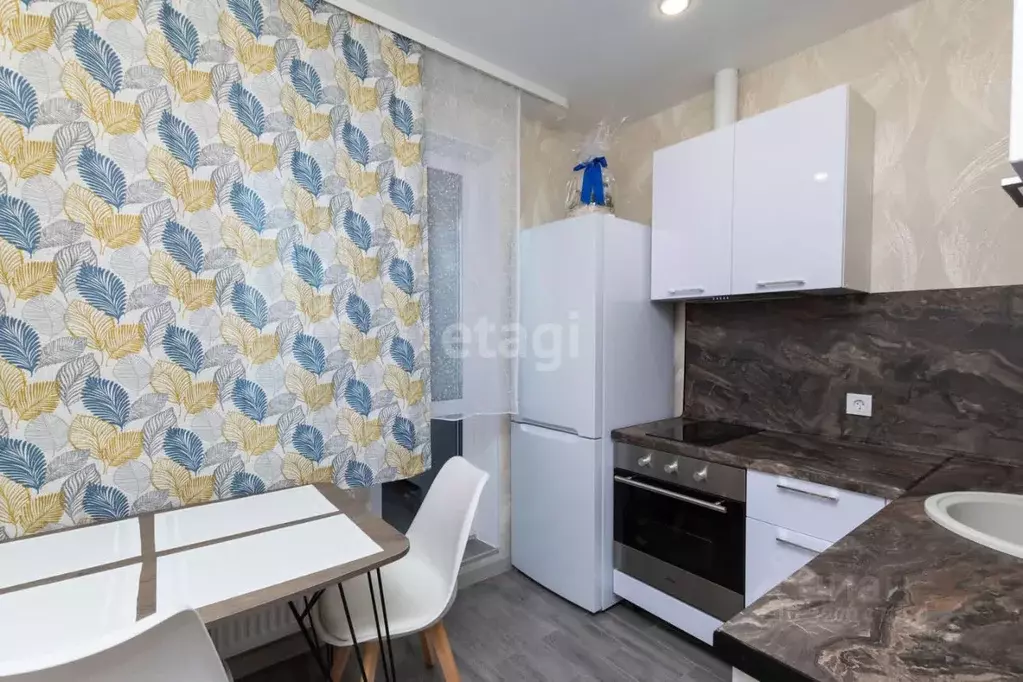 1-к кв. Тюменская область, Тюмень ул. Алматинская, 12 (38.78 м) - Фото 1