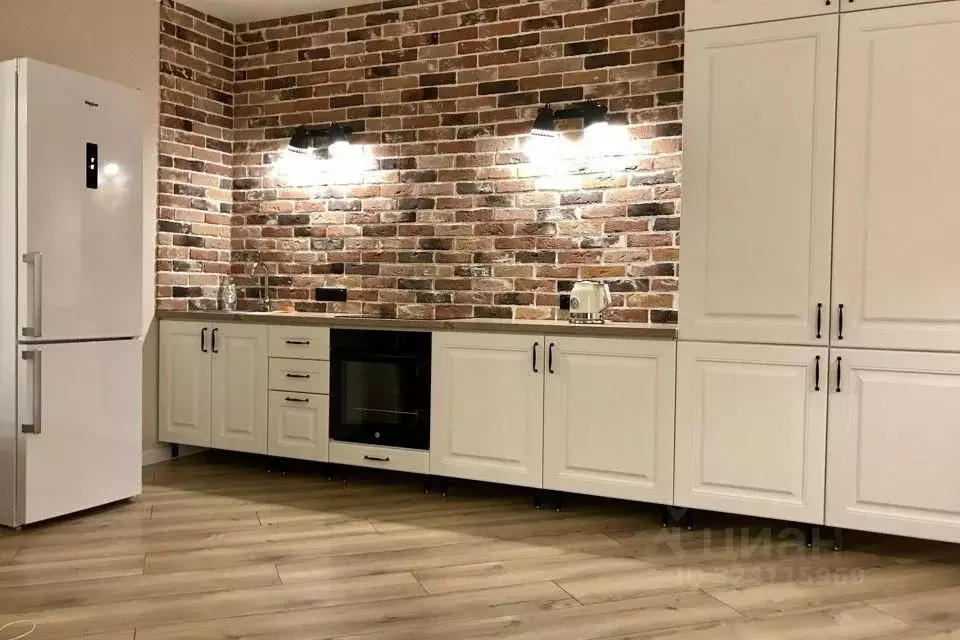 1-к кв. Краснодарский край, Краснодар ул. Стасова, 10 (52.0 м) - Фото 1