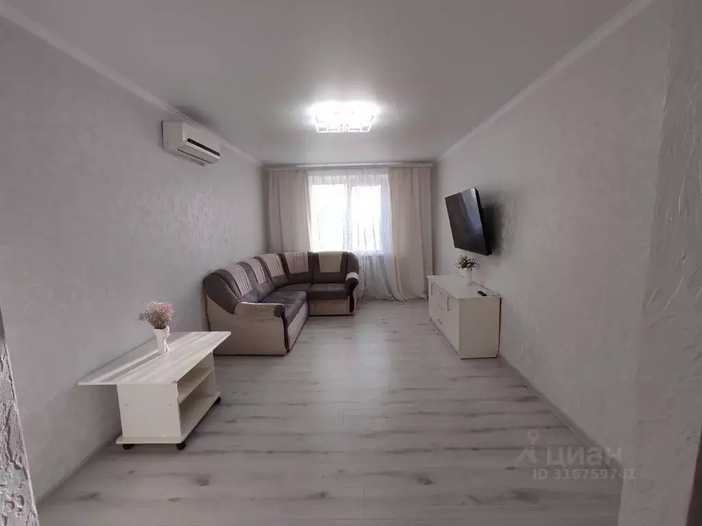 2-к кв. Крым, Симферополь ул. Ешиль Ада, 10 (53.0 м) - Фото 2