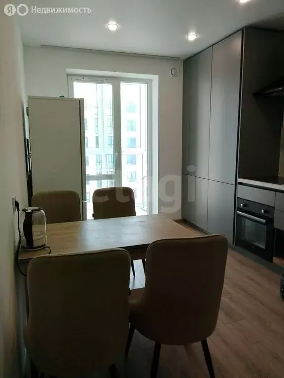 2-комнатная квартира: Зеленоградск, улица Тургенева, 16Ак2 (64 м) - Фото 1