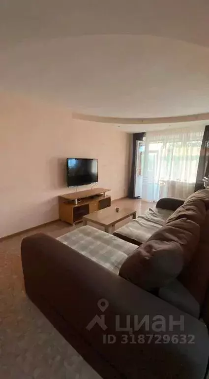 3-к кв. Пермский край, Губаха ул. Дегтярева, 6 (55.0 м) - Фото 0
